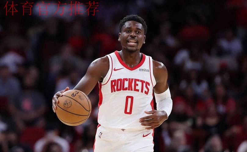 关键时刻两记三分显神威，火箭替补后卫霍勒迪再度拯救球队